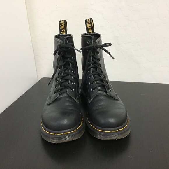 Doc Dr Martens 11821 Black Leather 8 Eye Lace Up Combat Boot Women Size 5 - Picture 5 of 11